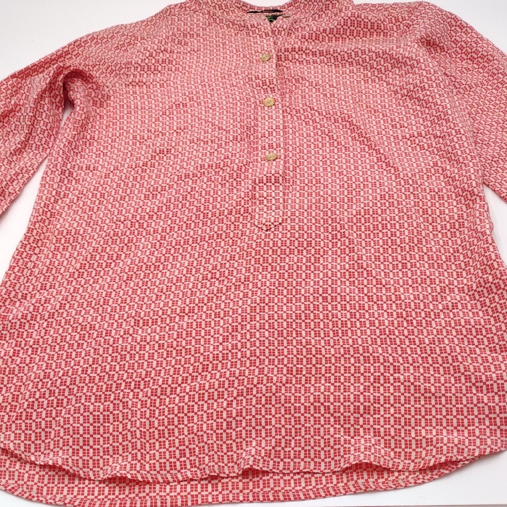 C. Wonder Orange and White Patterned Casual Shirt Partial Button Down Closure.